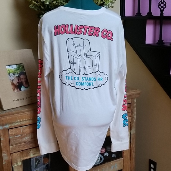 Hollister Long Sleeve Tee - SZ XL - Picture 4 of 6